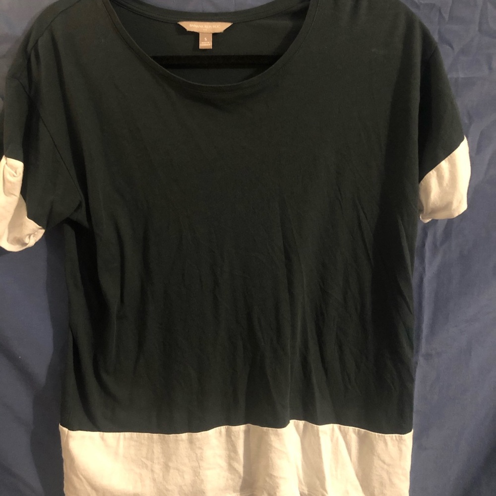 Soft black n white top